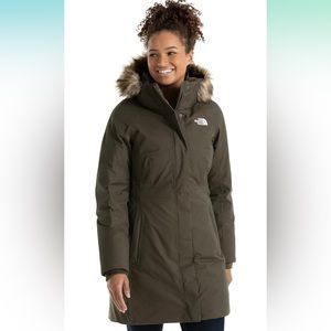 THE NORTH FACE Women’s Jump Down Parka